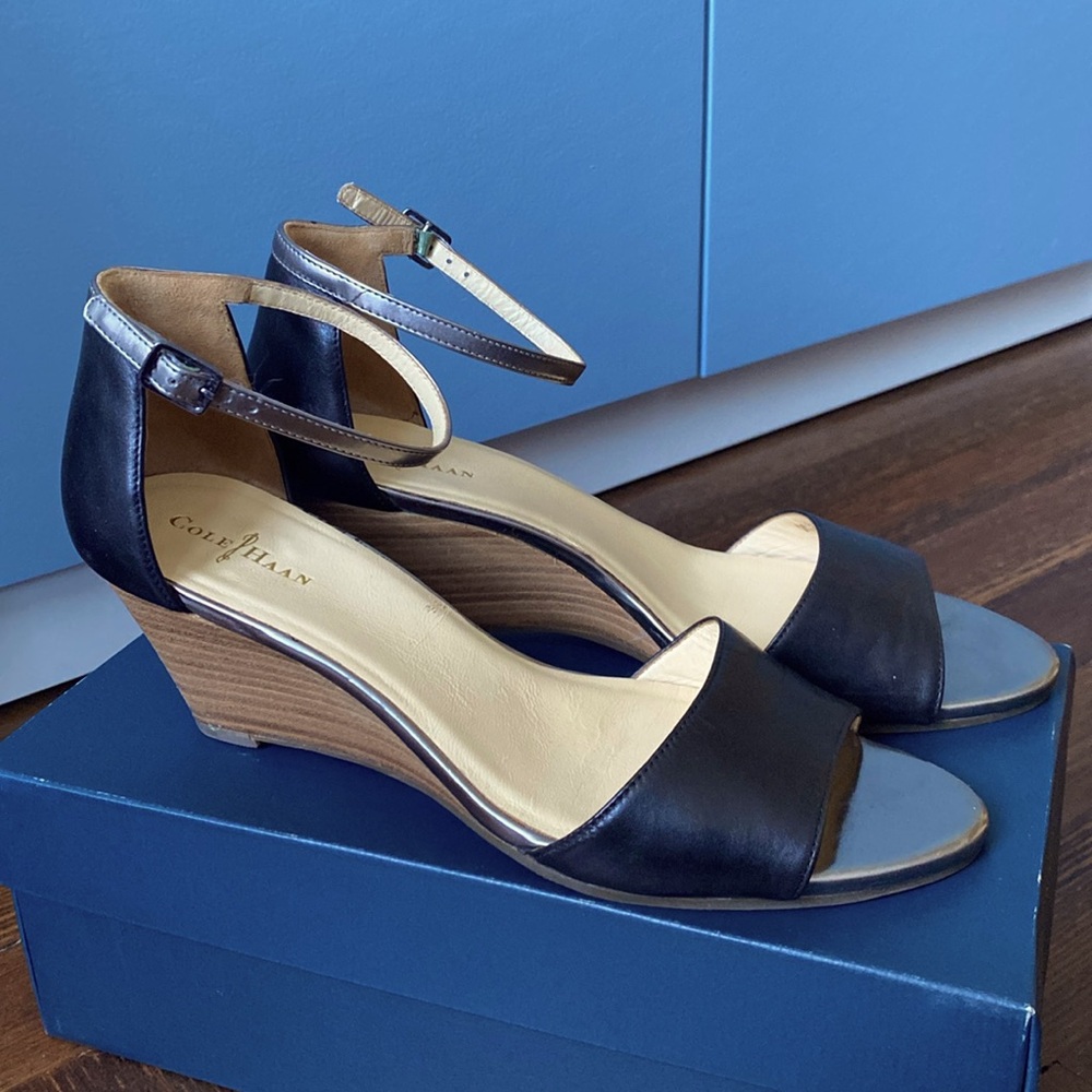 Cole Haan wedge sandals 8.5